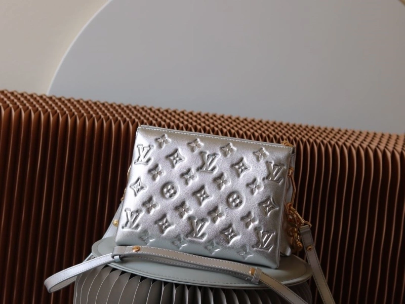 LV Satchel bags 4233H-2376