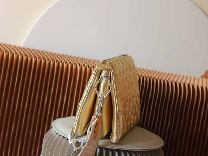 LV Satchel bags 4233H-2385