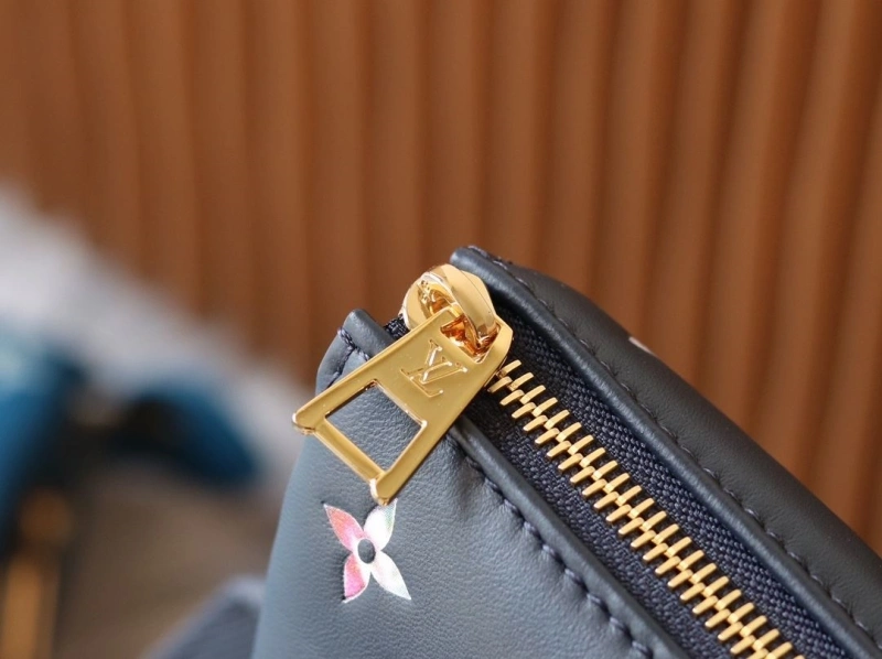 LV Satchel bags 4233H-2388