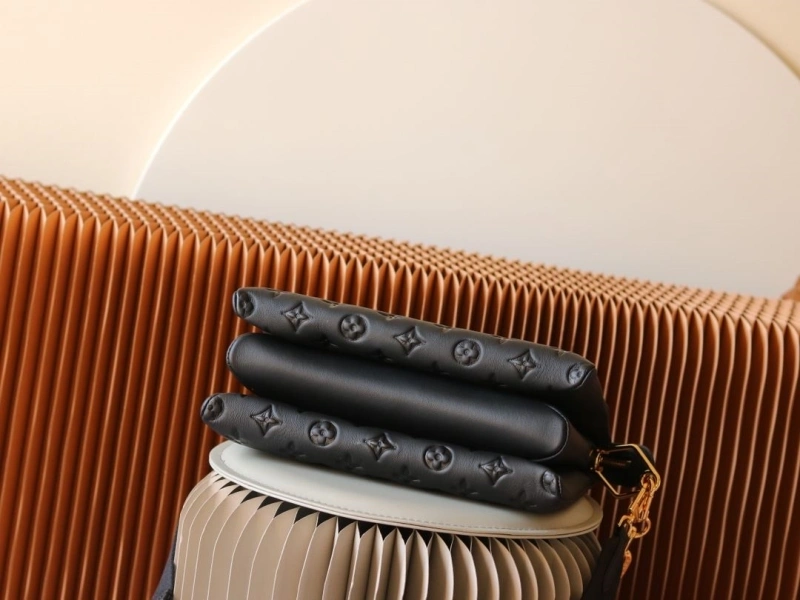 LV Satchel bags 4233H-2392