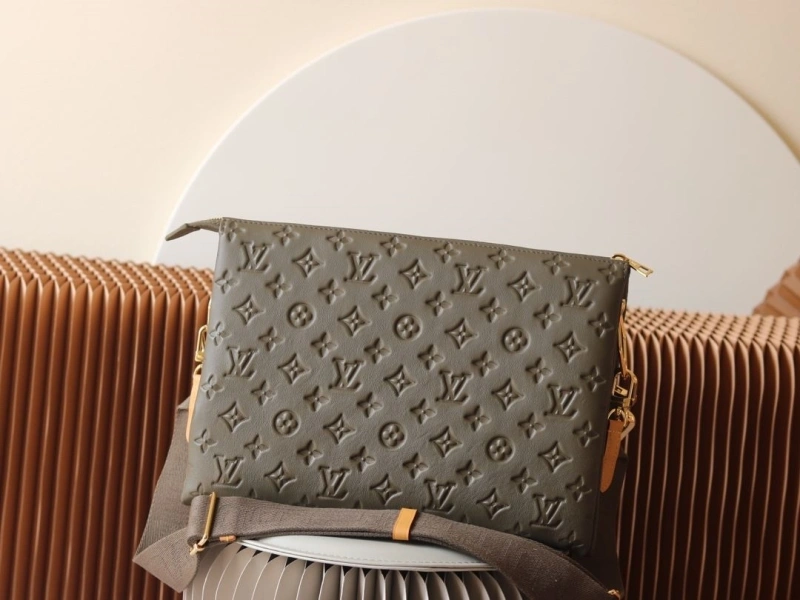 LV Satchel bags 4233H-2398