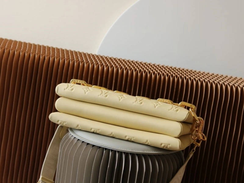 LV Satchel bags 4233H-2401