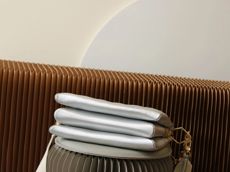 LV Satchel bags 4233H-2403