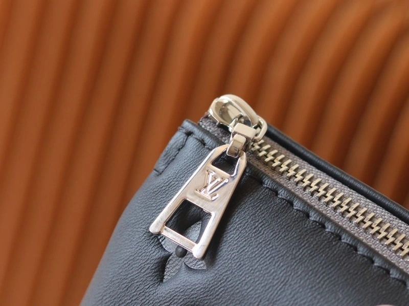 LV Satchel bags 4233H-2405