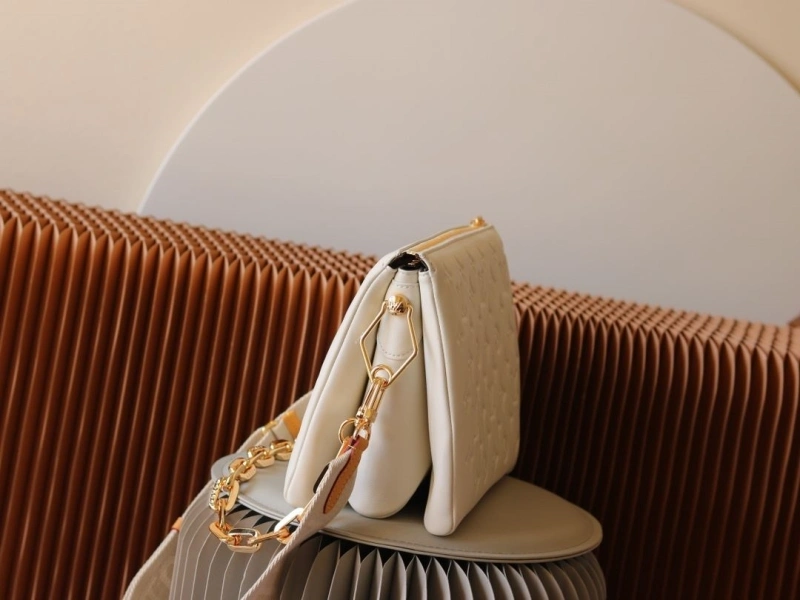 LV Satchel bags 4233H-2406