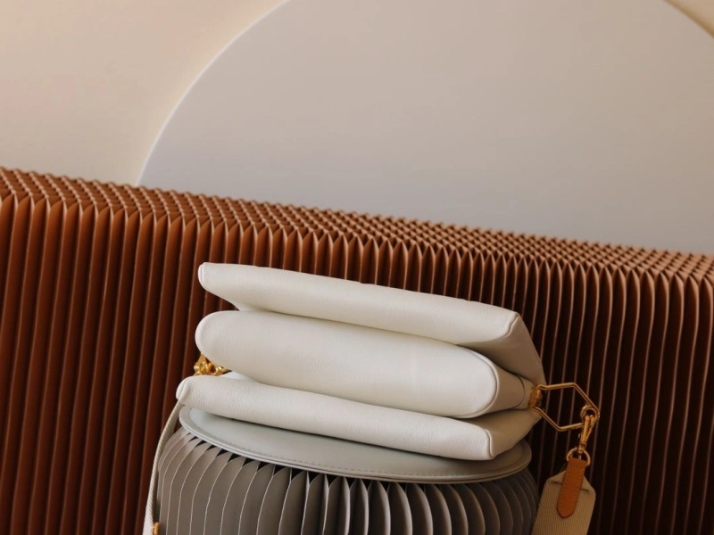 LV Satchel bags 4233H-2406