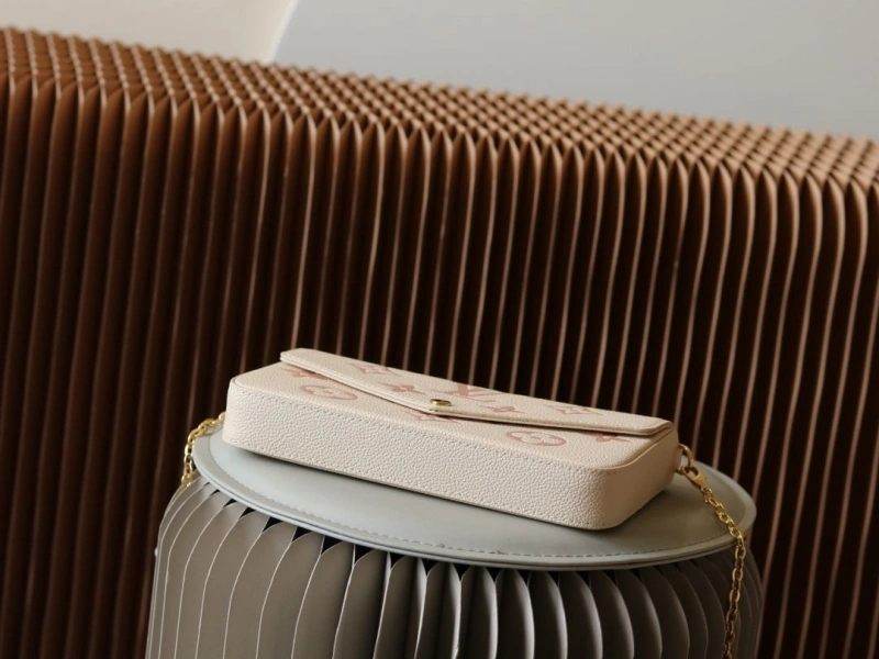 LV Satchel bags 4233H-2430