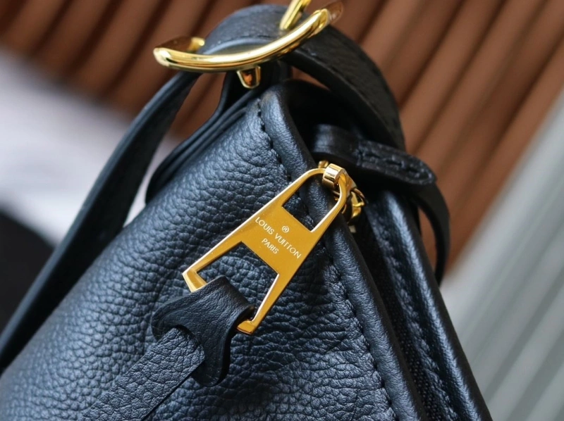 LV Satchel bags 4233H-2456