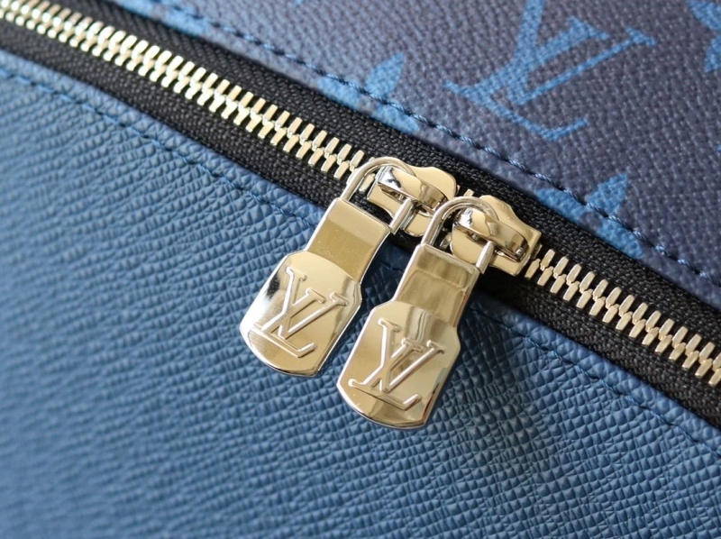 LV Backpacks 4233H-2466