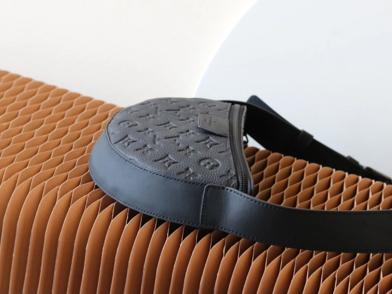 LV Satchel bags 4233H-2472