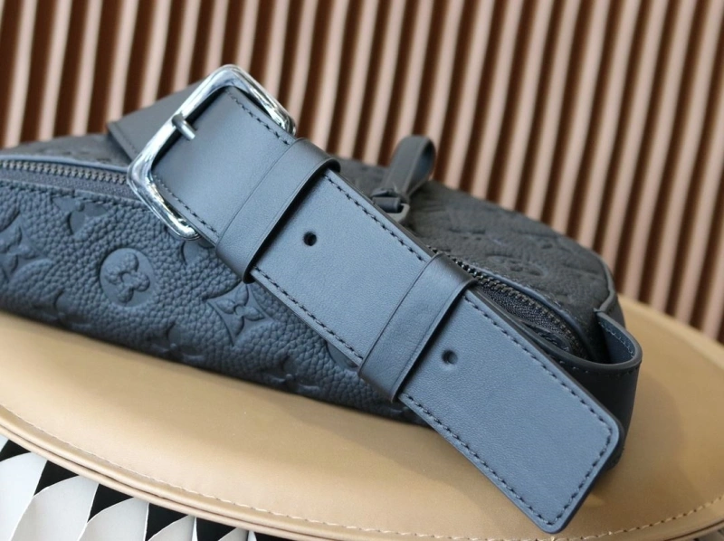 LV Satchel bags 4233H-2472