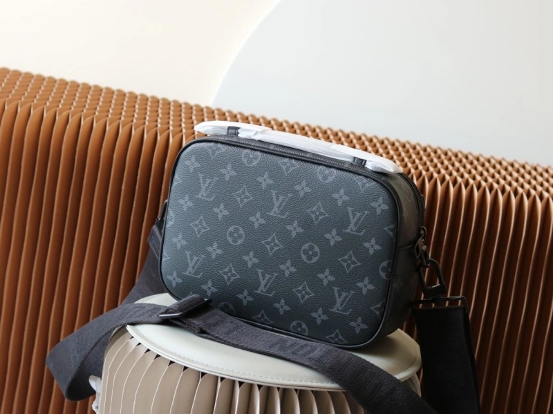 LV Satchel bags 4233H-2485
