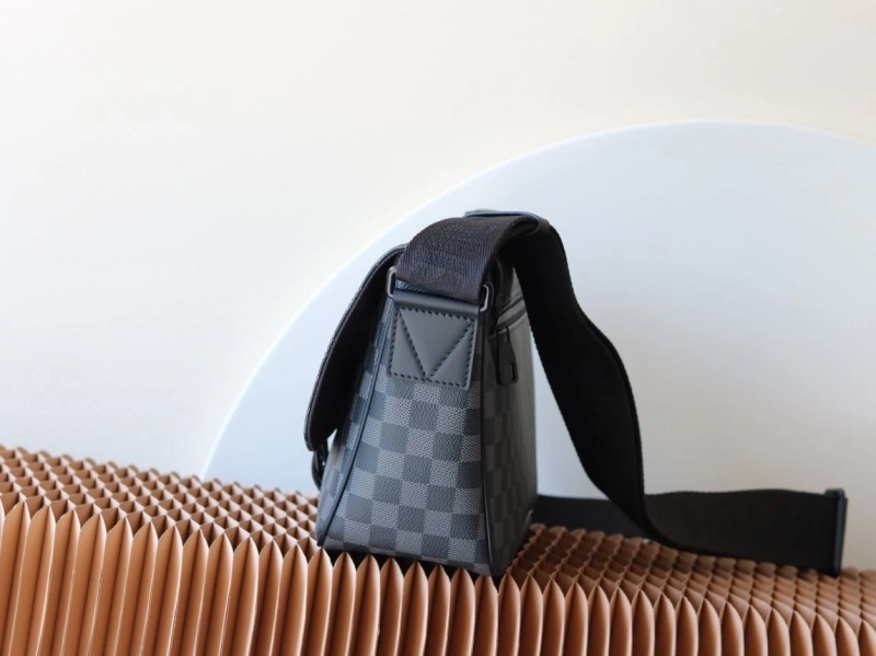 LV Satchel bags 4233H-2487