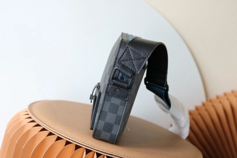 LV Satchel bags 4233H-2501