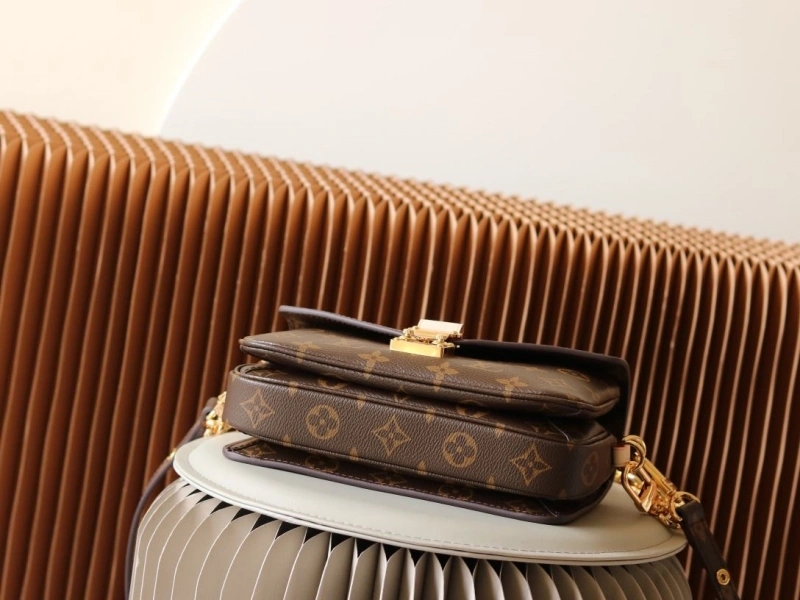 LV Satchel bags 4233H-2506