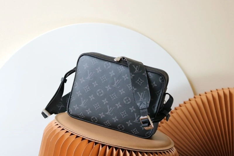 LV Satchel bags 4233H-2511