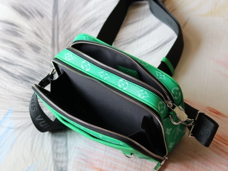 LV Satchel bags 4233H-2521