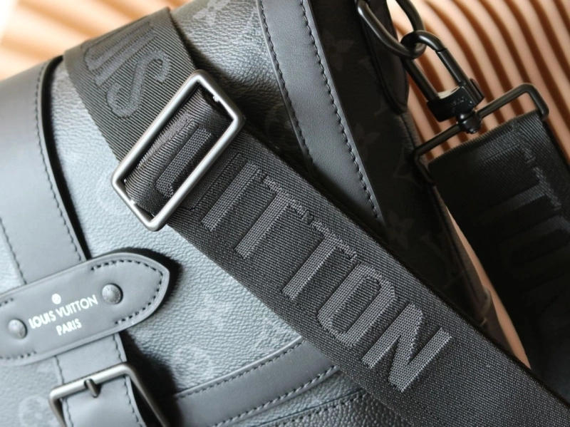 LV Satchel bags 4233H-2529