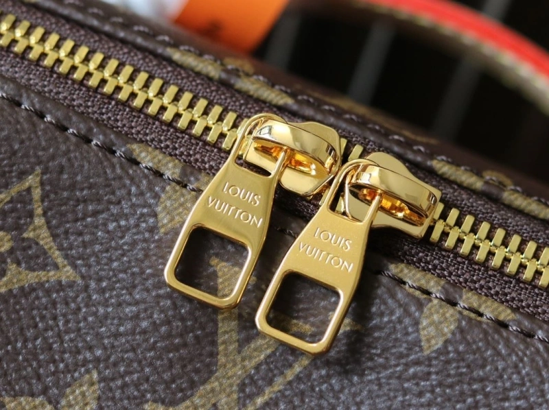 LV Cosmetic Bags 4233H-2532