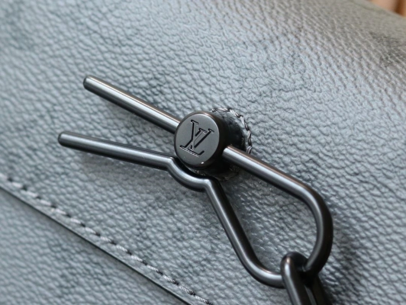 LV Satchel bags 4233H-2539