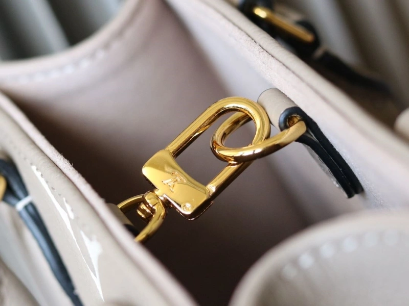 LV Shopping Bags 4233H-2541