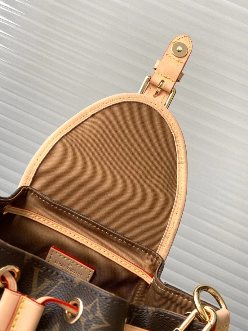 LV Backpacks 4233H-2565