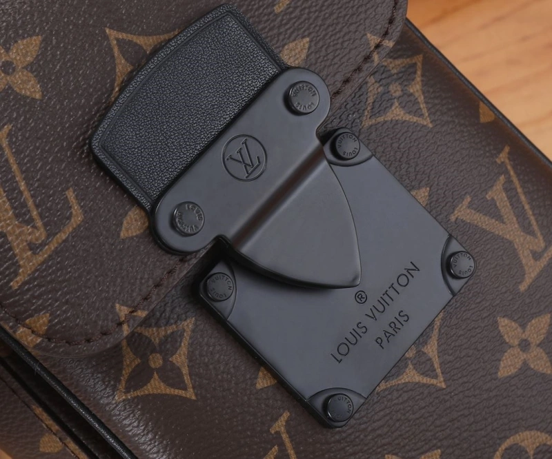 LV Satchel bags 4233H-2597