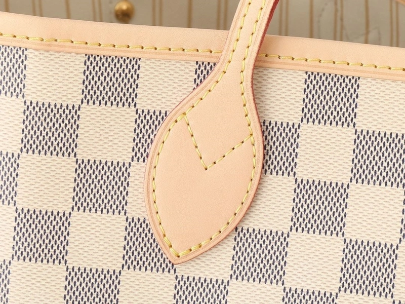 LV Shopping Bags 4233H-2611