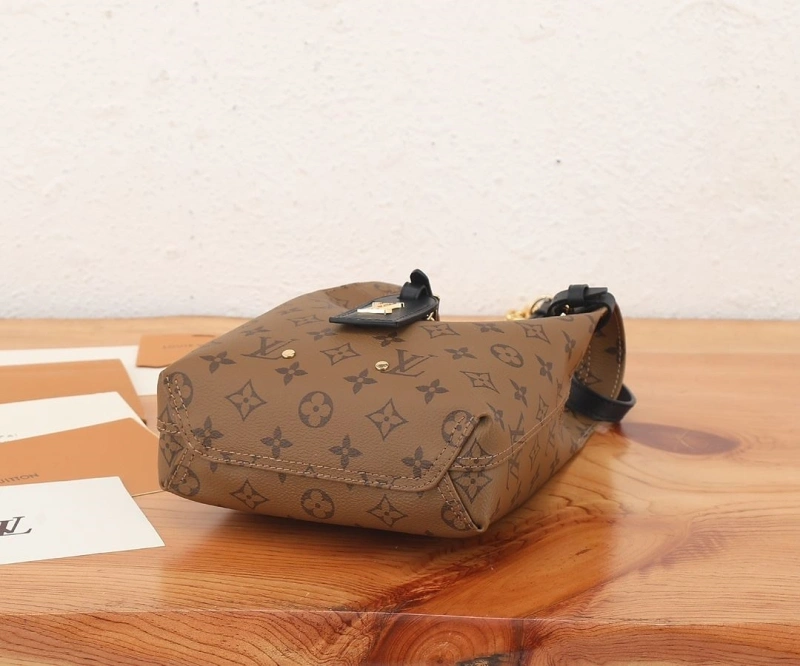 LV Shopping Bags 4233H-2624