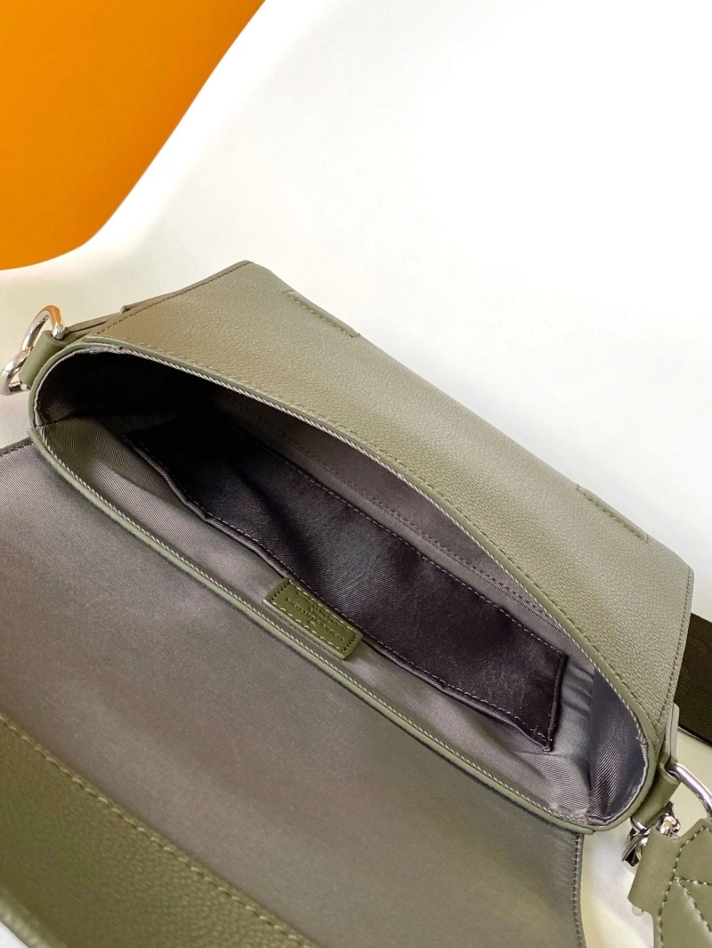 LV Satchel bags 4233H-2639