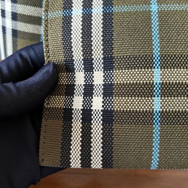 Burberry Shopping Bags 4237C-0051