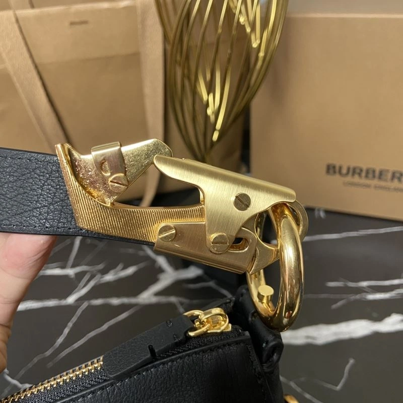 Burberry Top Handle Bags 4237C-0068