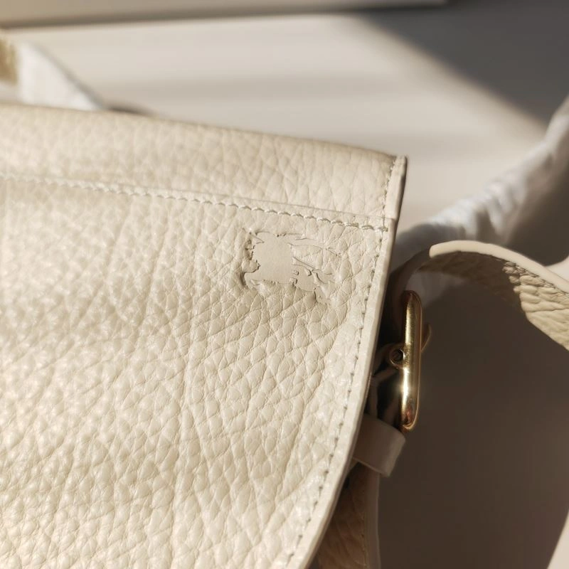 Burberry Top Handle Bags 4237C-0127