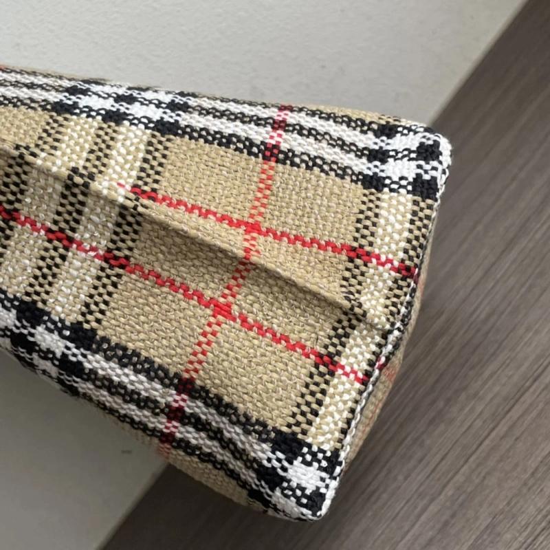 Burberry Shopping Bags 4237F-0070