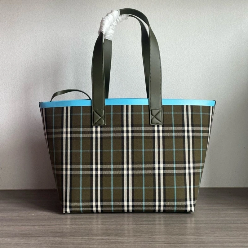 Burberry Shopping Bags 4237F-0092