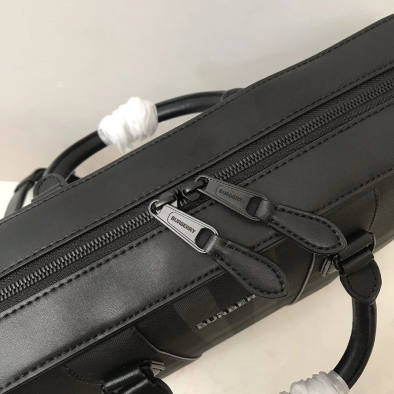 Mens Burberry Briefcases 4237F-0105