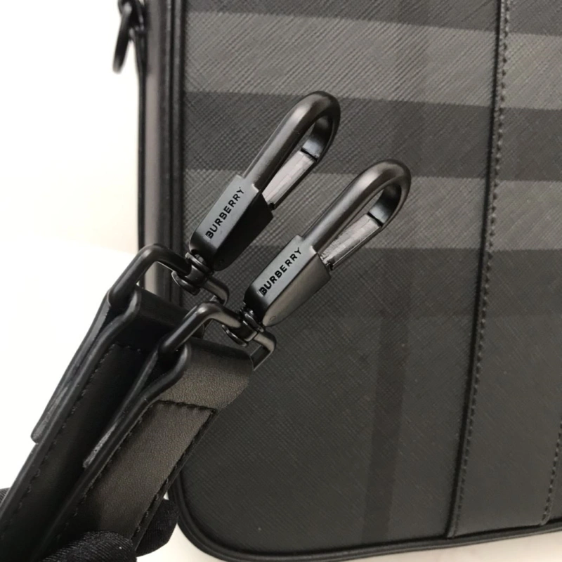 Mens Burberry Briefcases 4237F-0105