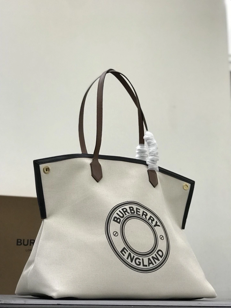 Burberry Shopping Bags 4237F-0115
