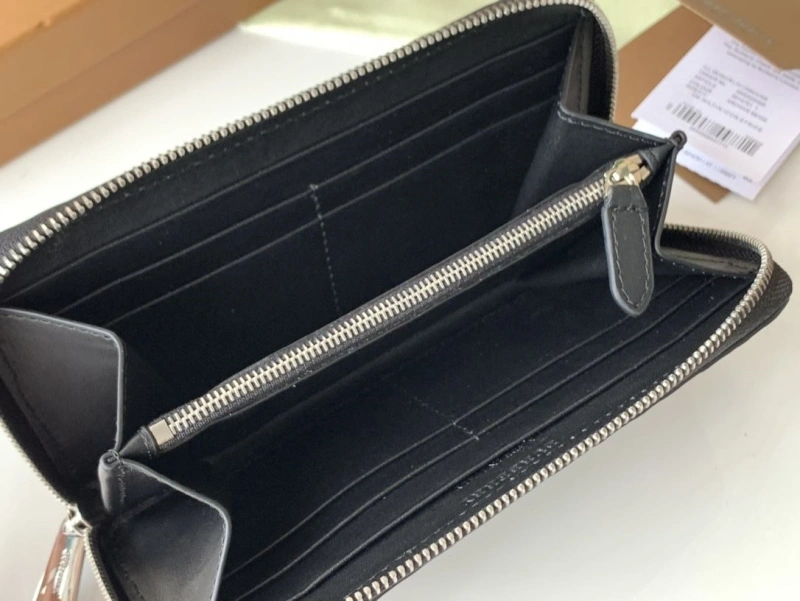 Burberry Wallets 4237F-0126