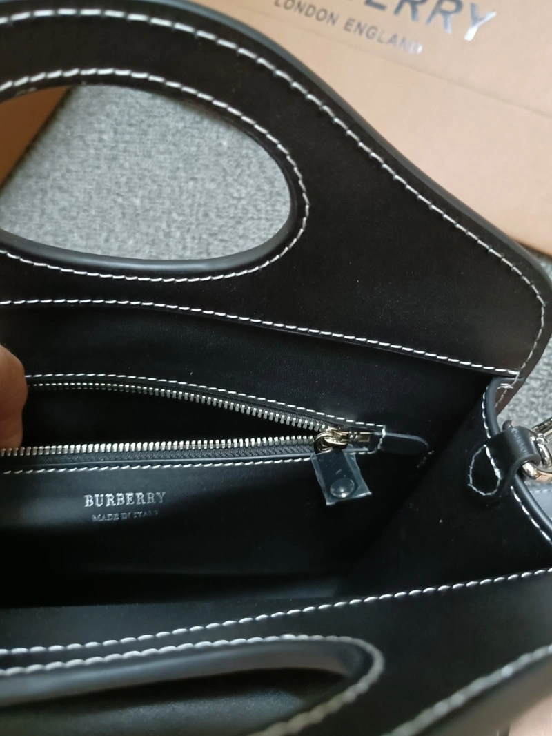 Burberry Top Handle Bags 4237F-0131