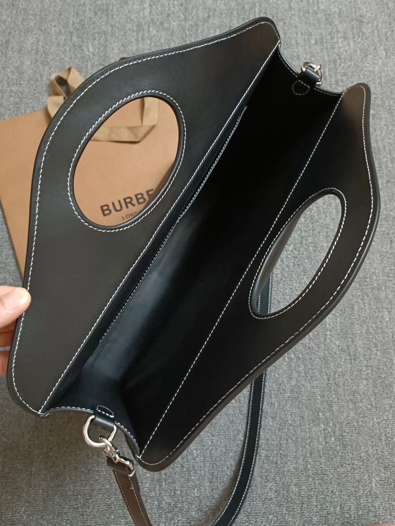 Burberry Top Handle Bags 4237F-0132