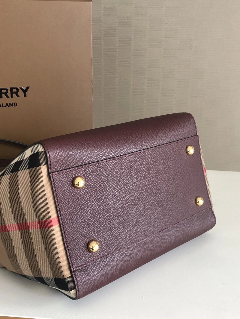 Burberry Shopping Bags 4237F-0201