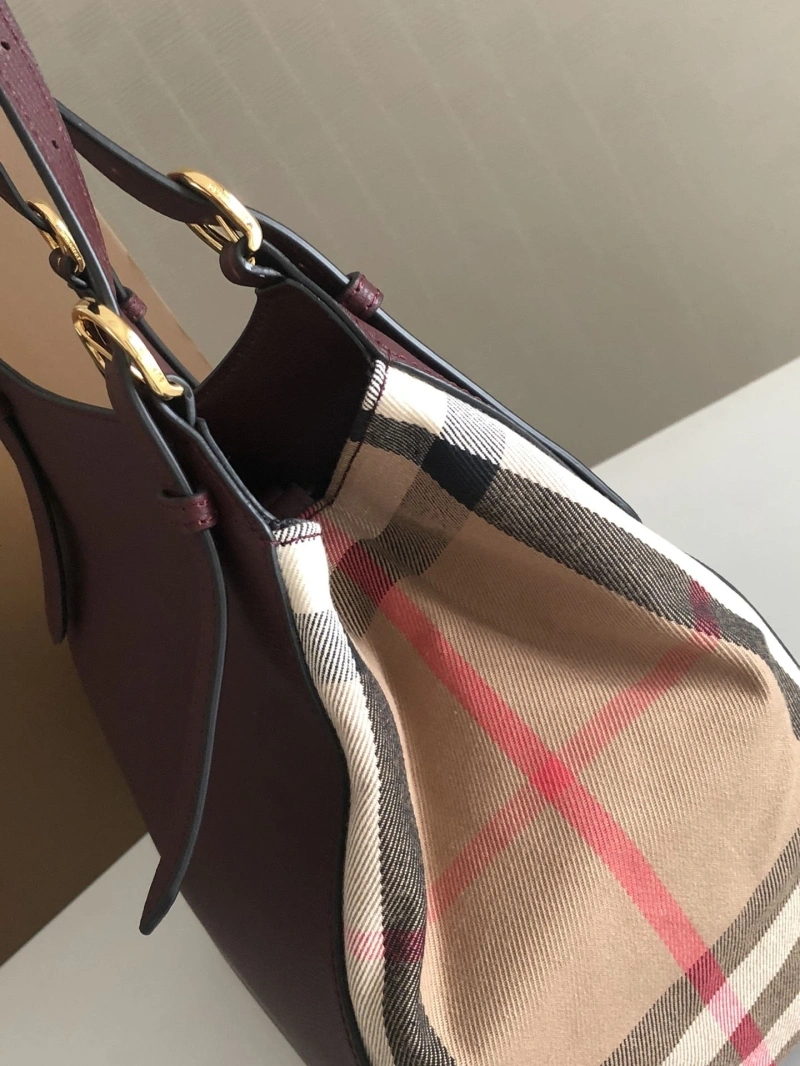 Burberry Shopping Bags 4237F-0201