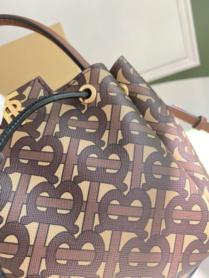 Burberry Bucket Bags 4237F-0242