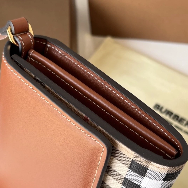 Burberry Wallets 4237F-0257