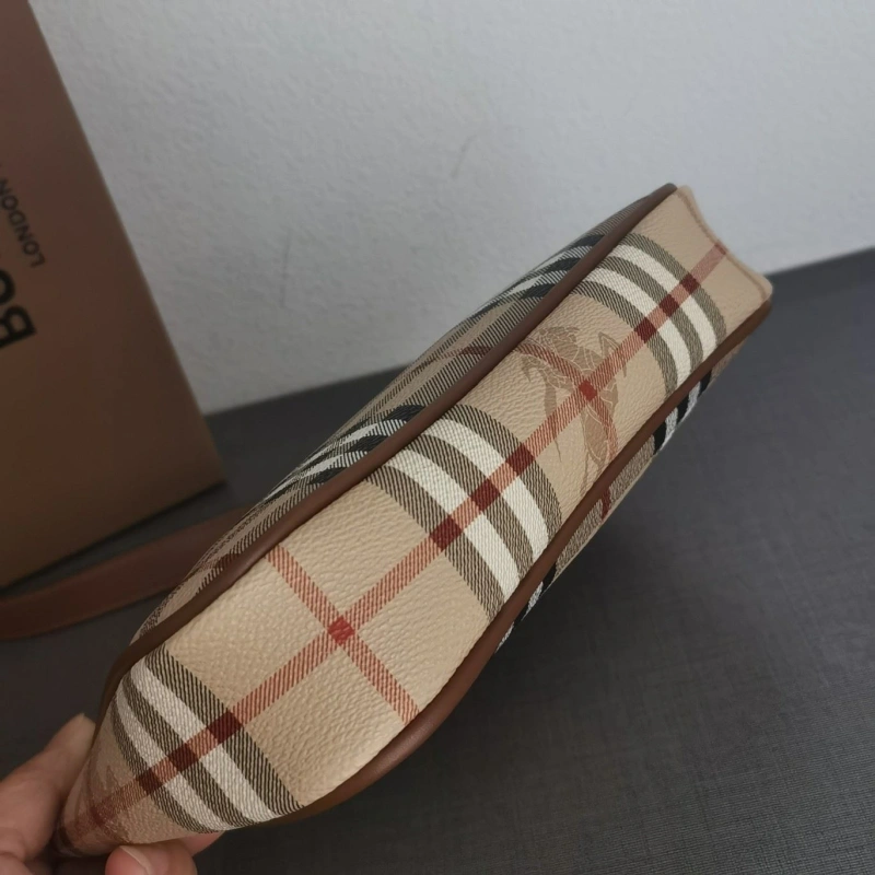 Burberry Top Handle Bags 4237F-0261