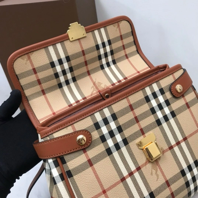 Burberry Top Handle Bags 4237F-0262