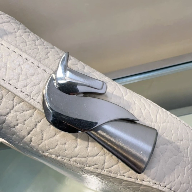 Burberry Top Handle Bags 4237F-0265