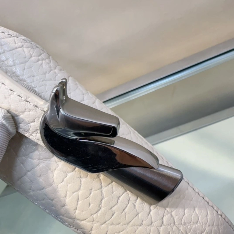 Burberry Top Handle Bags 4237F-0265