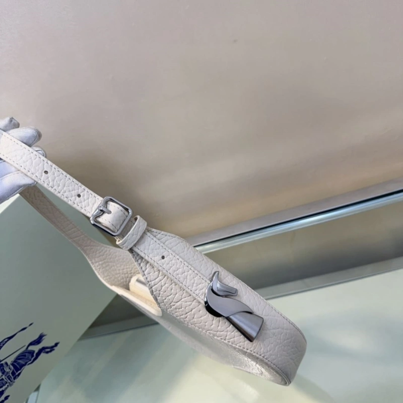 Burberry Top Handle Bags 4237F-0265